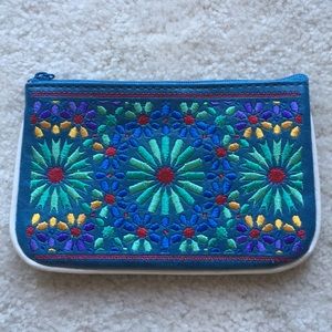 Lavishy “pouch”. NWOT.